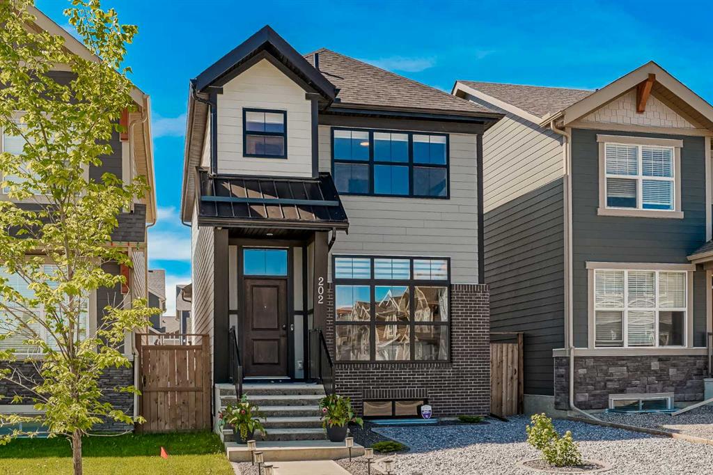 Picture of 202 Magnolia Square SE, Calgary Real Estate Listing