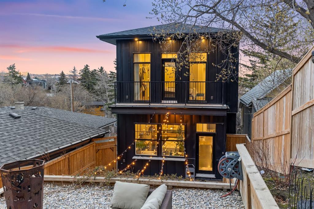 Picture of 1129 Maggie Street SE, Calgary Real Estate Listing