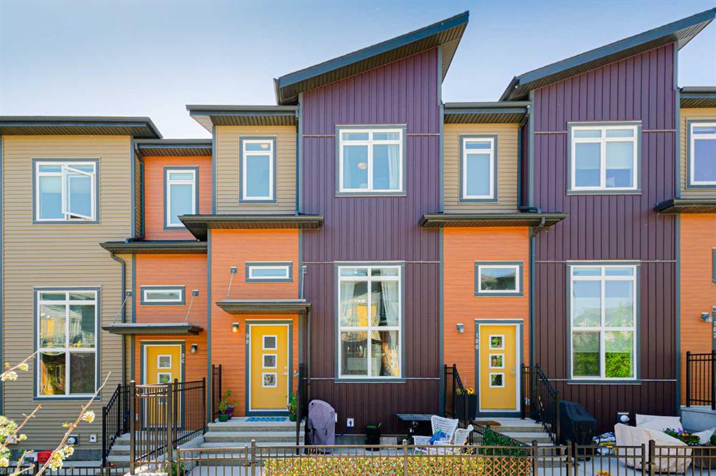 Picture of 98 Sage Bluff Circle NW, Calgary Real Estate Listing