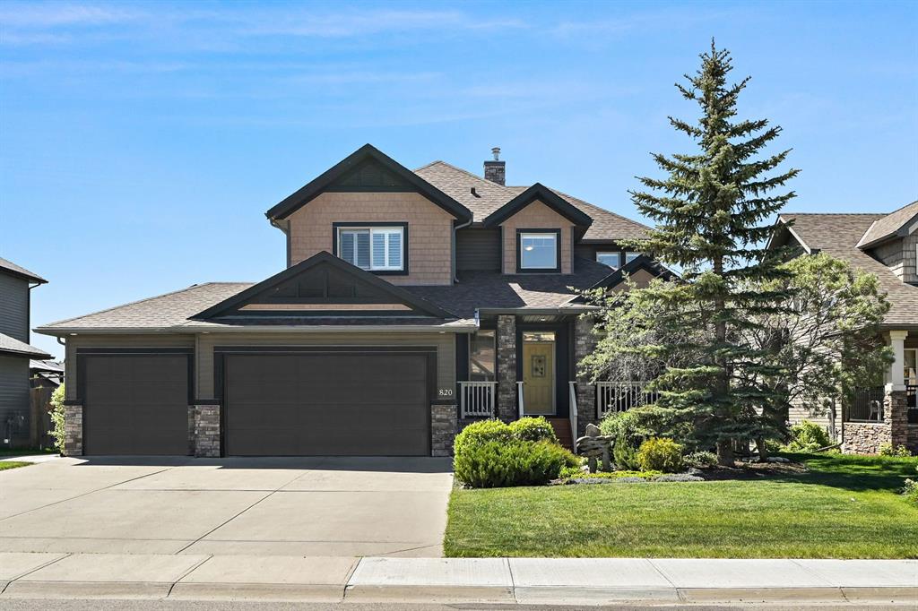 Picture of 820 Boulder Creek Drive SE, Langdon Real Estate Listing