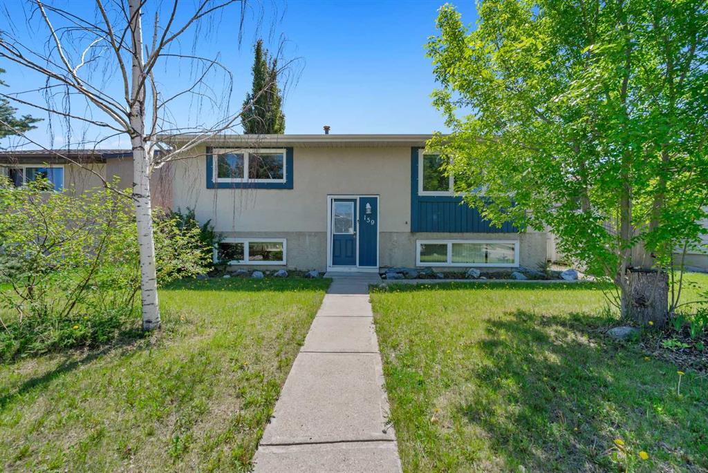 Picture of 159 Pinecliff Way NE, Calgary Real Estate Listing