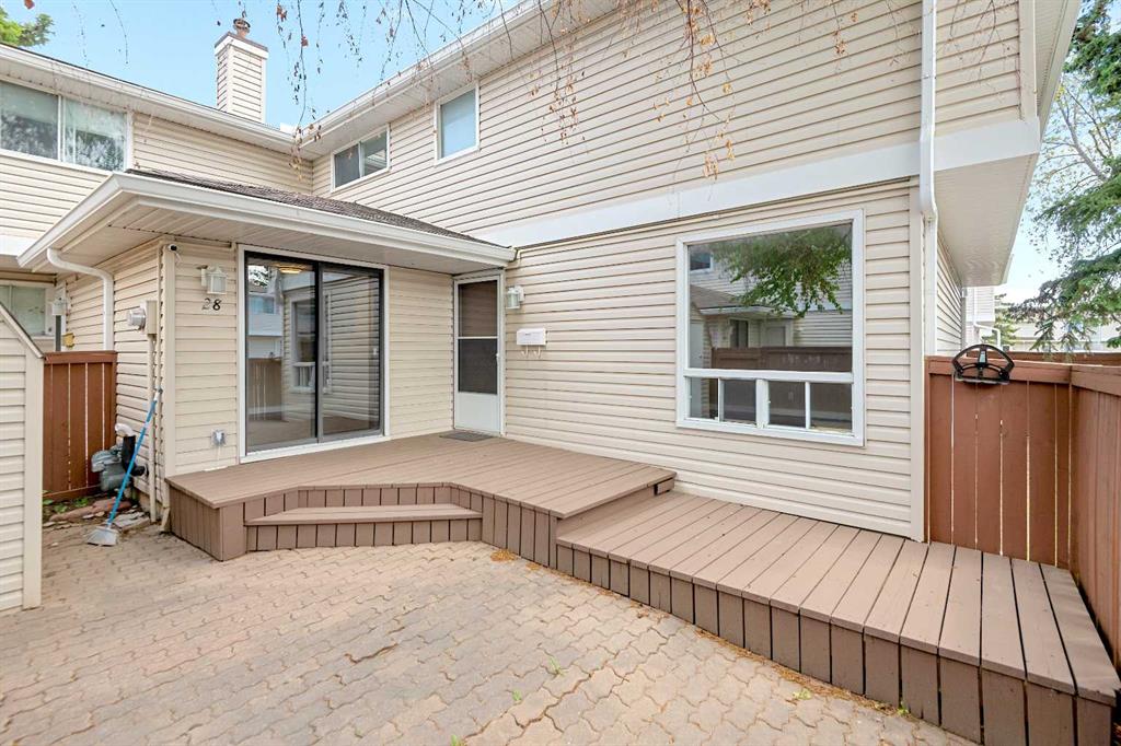Picture of 28, 1155 Falconridge Drive NE, Calgary Real Estate Listing
