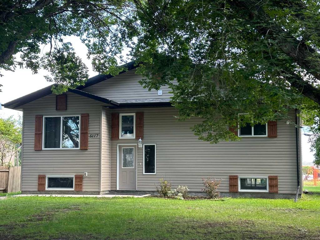 Picture of 5117 55 Avenue , High Prairie Real Estate Listing