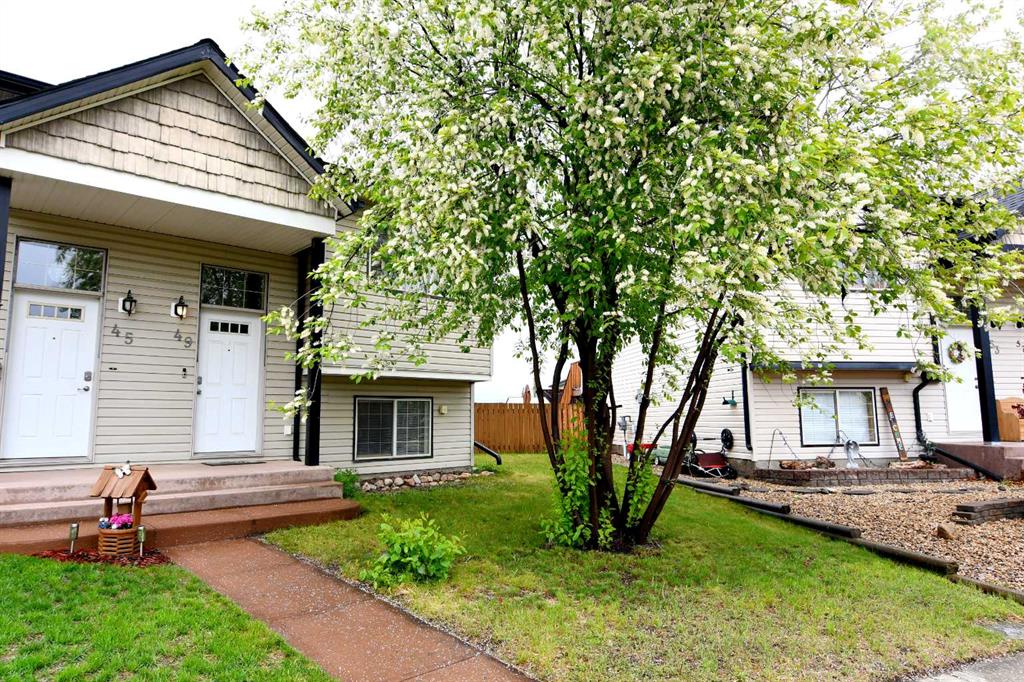 Picture of 49 Prairie Ridge Close , Blackfalds Real Estate Listing