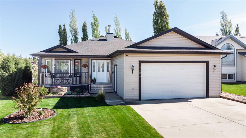 Picture of 4494 54A AvenueCrescent , Innisfail Real Estate Listing