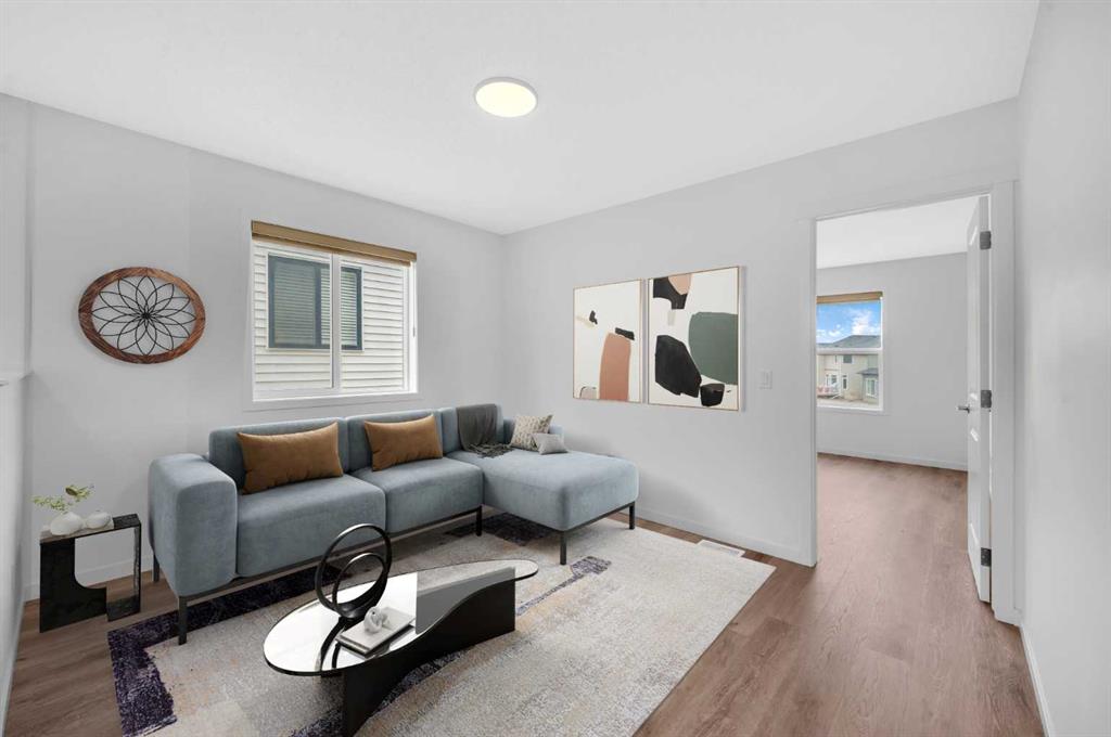 Picture of 132 Hotchkiss Gate SE, Calgary Real Estate Listing