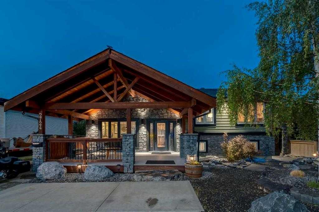 Picture of 2724 45 Street SW, Calgary Real Estate Listing
