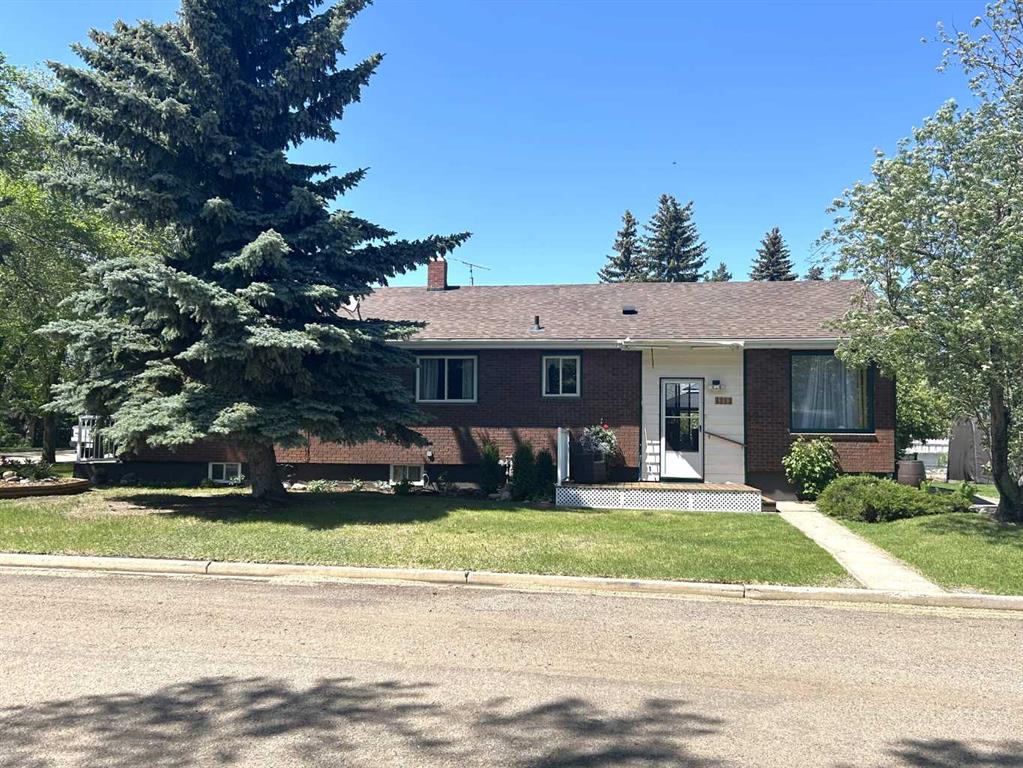Picture of 5201 49 Avenue , Forestburg Real Estate Listing