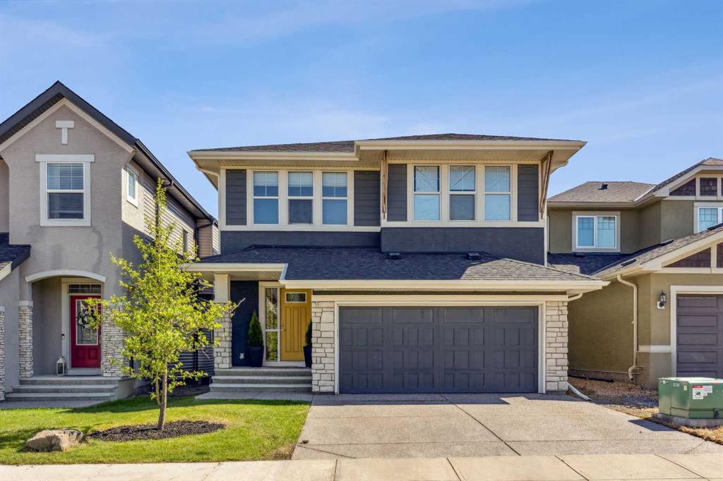 Picture of 13 Evansview Court NW, Calgary Real Estate Listing