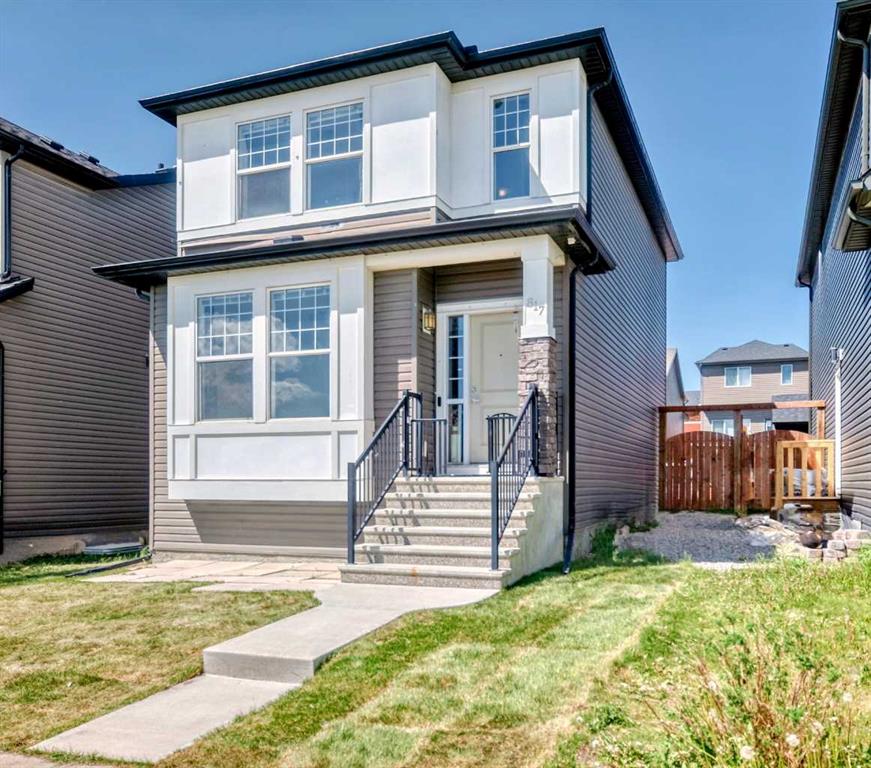 Picture of 817 Evanston Drive NW, Calgary Real Estate Listing