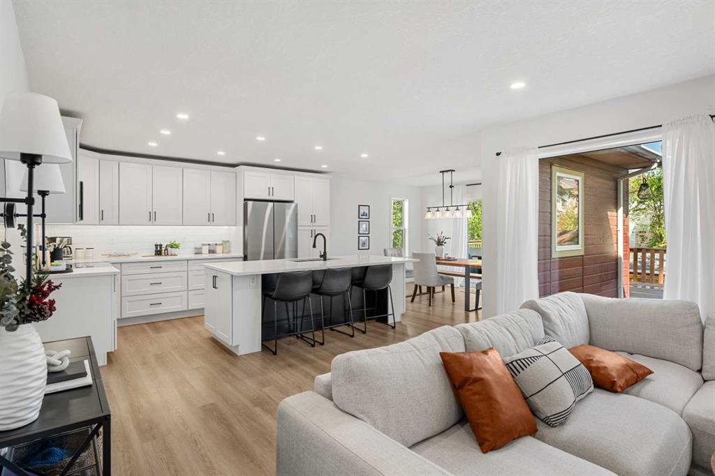 Picture of 123 Riverview Circle SE, Calgary Real Estate Listing