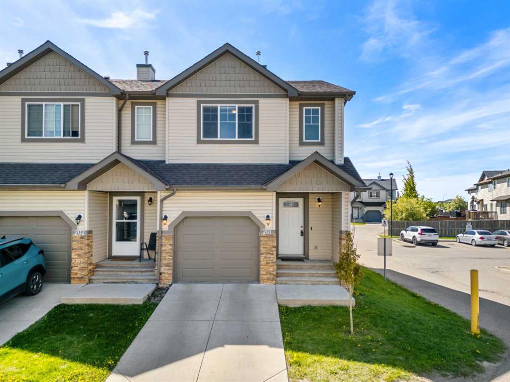 Picture of 201, 620 Luxstone Landing SW, Airdrie Real Estate Listing