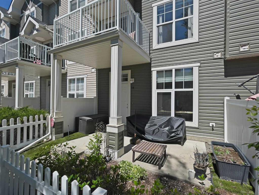 Picture of 15 Toscana Gardens NW, Calgary Real Estate Listing