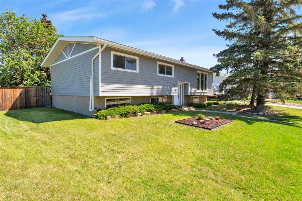 Picture of 4129 61 Street , Stettler Real Estate Listing