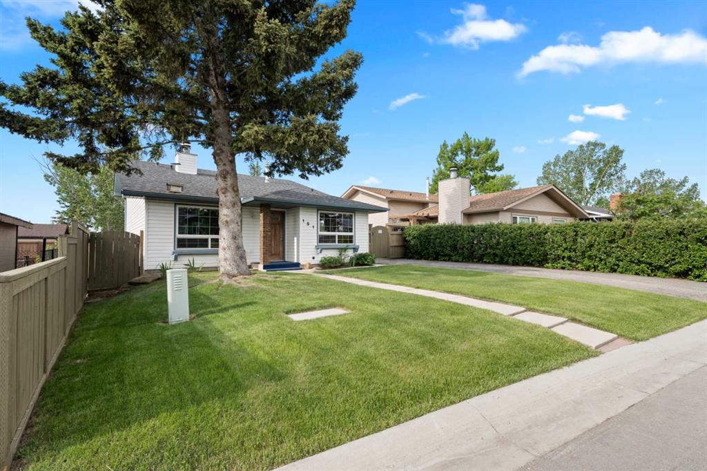 Picture of 151 Hodson Crescent , Okotoks Real Estate Listing