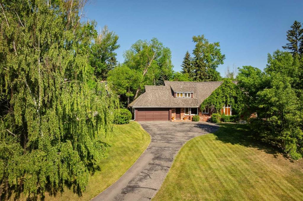 Picture of 246 Eagle Ridge Drive SW, Calgary Real Estate Listing