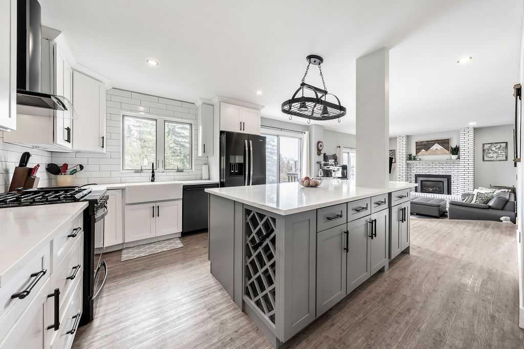 Picture of 57 Carolina Drive , Cochrane Real Estate Listing