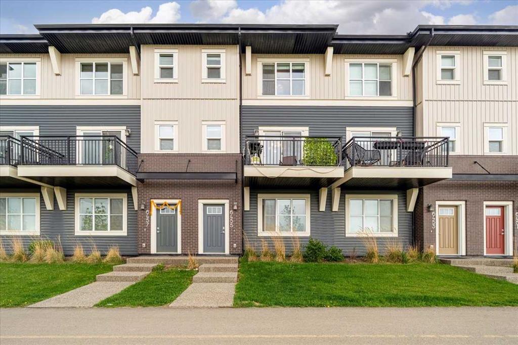 Picture of 6455 128 Avenue NE, Calgary Real Estate Listing