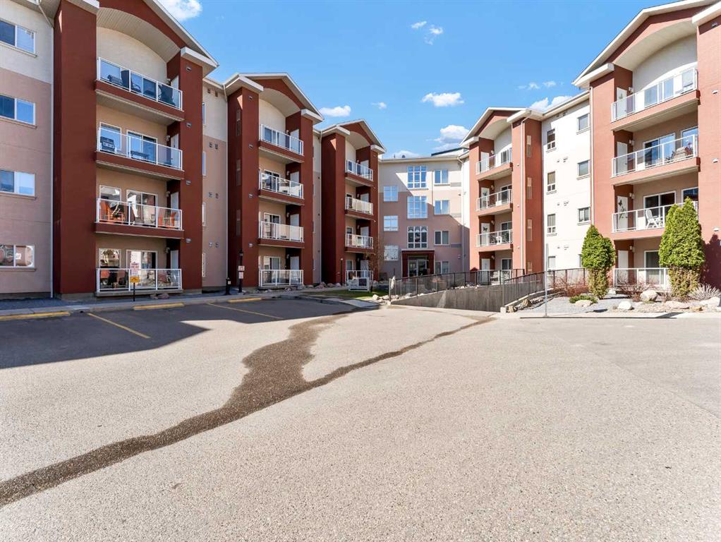 Picture of 138, 2800 13 Avenue SE, Medicine Hat Real Estate Listing