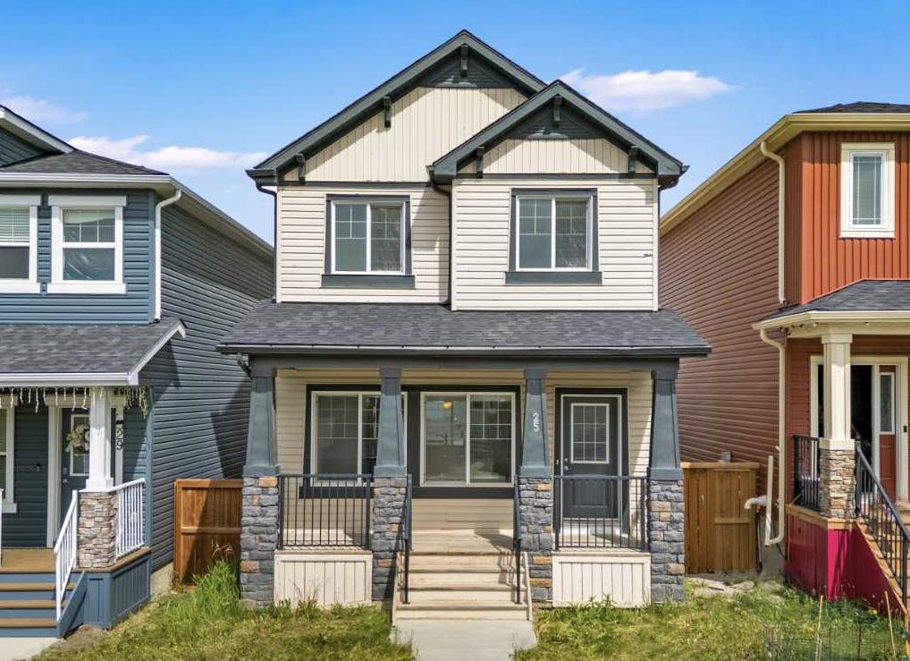 Picture of 25 Evanscrest Rise NW, Calgary Real Estate Listing