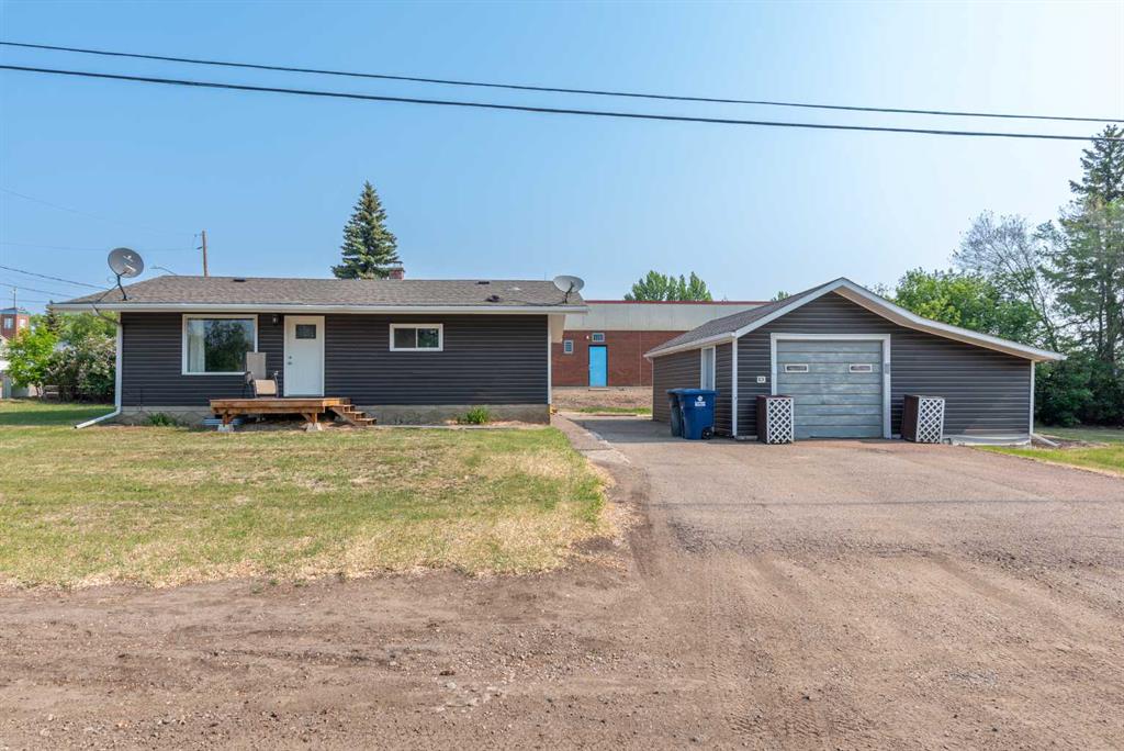 Picture of 302 2 Avenue E, Maidstone Real Estate Listing