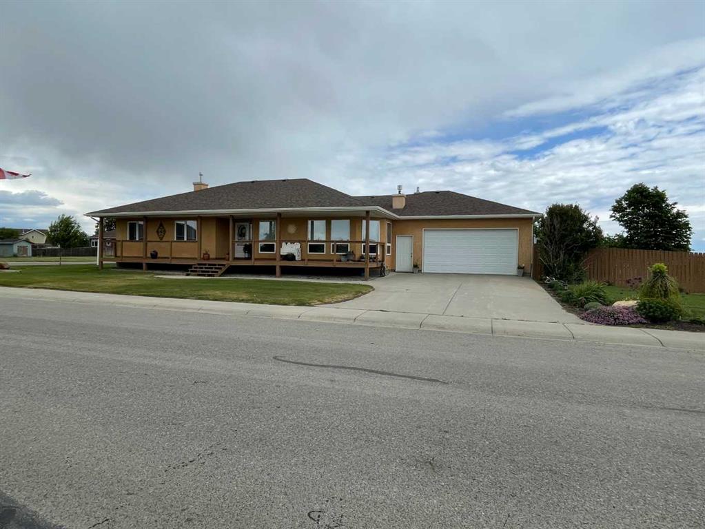Picture of 688 8A Avenue W, Cardston Real Estate Listing