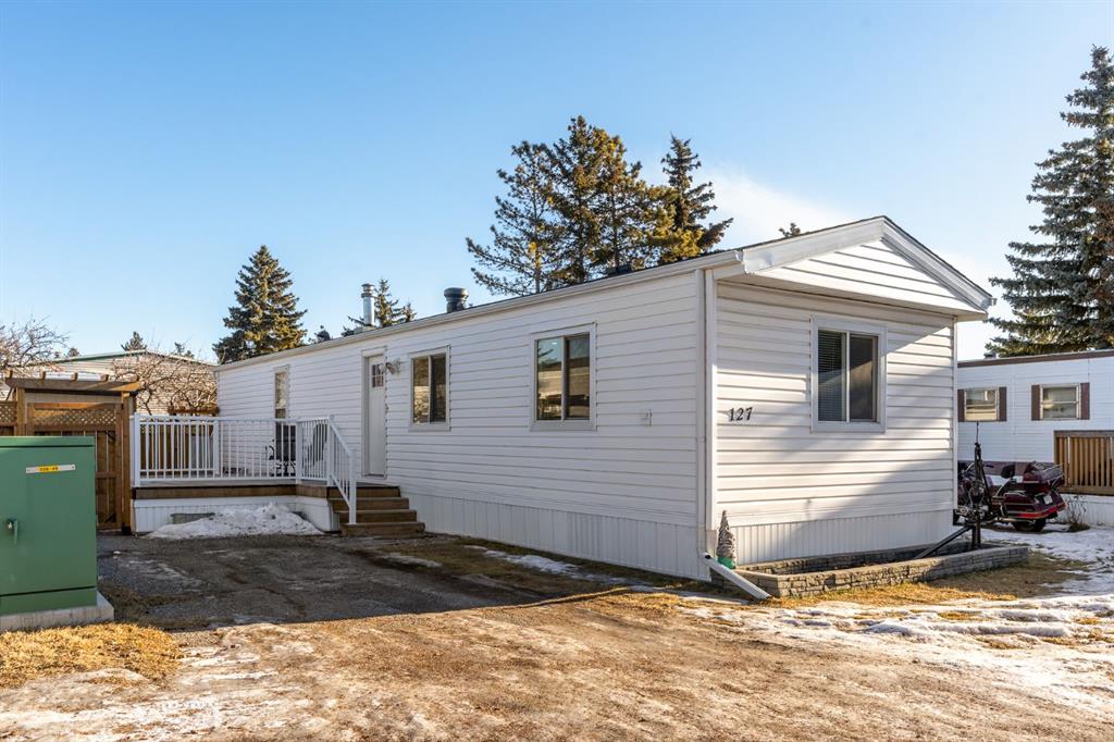 Picture of 127, 3223 83 Street NW, Calgary Real Estate Listing
