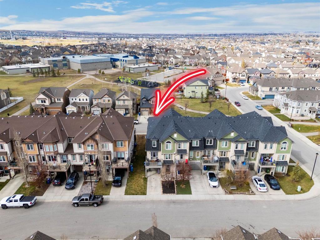 Picture of 116 Windstone Mews SW, Airdrie Real Estate Listing