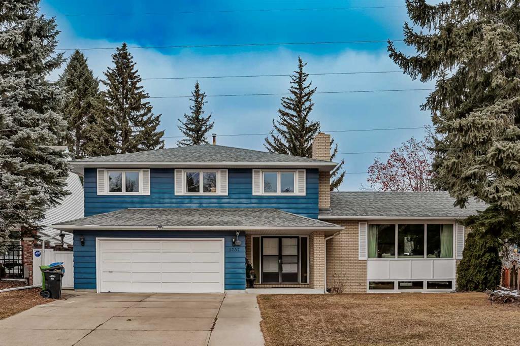 Picture of 6737 Livingstone Drive SW, Calgary Real Estate Listing