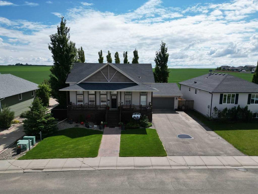 Picture of 713 Centennial Avenue , Nobleford Real Estate Listing