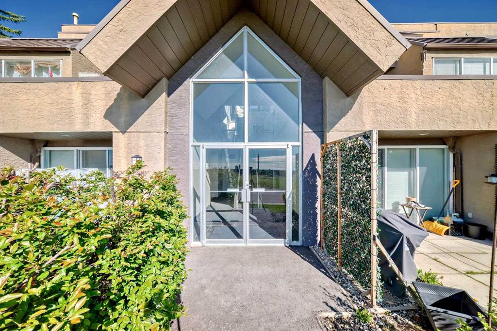 Picture of 5, 212 Village Terrace SW, Calgary Real Estate Listing