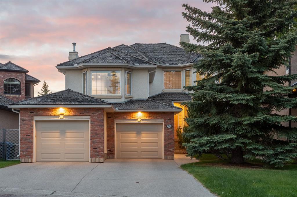 Picture of 210 Evergreen Mews SW, Calgary Real Estate Listing