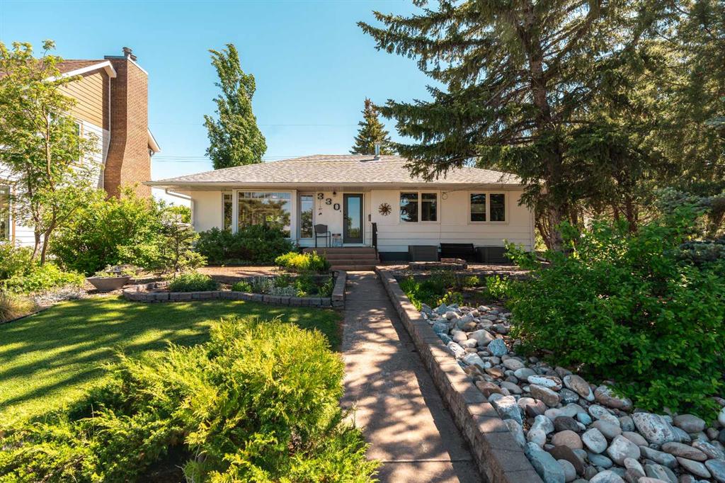Picture of 330 27 Street , Fort Macleod Real Estate Listing