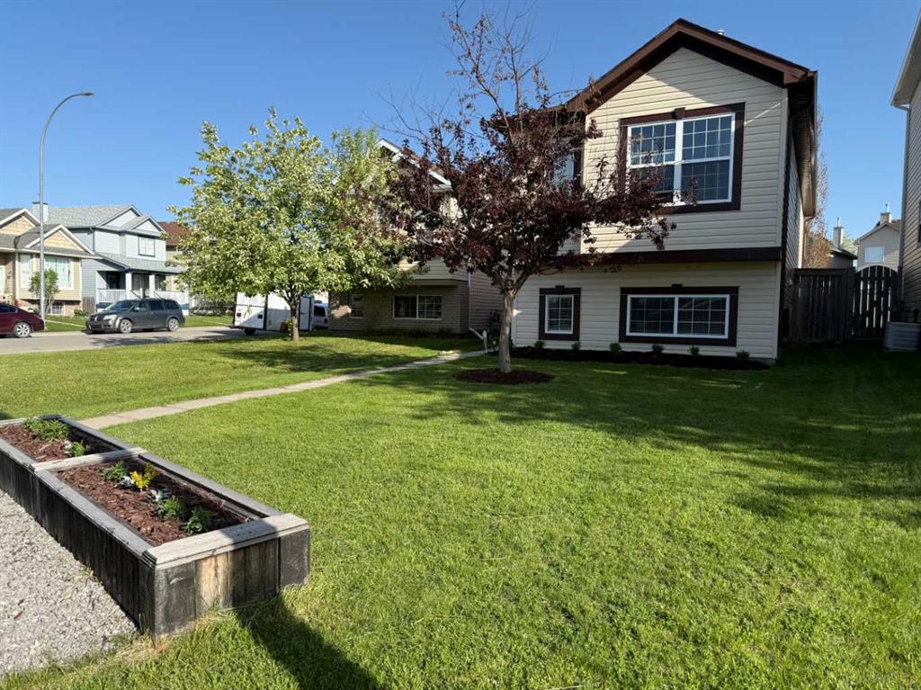 Picture of 105 Cimarron Grove Road , Okotoks Real Estate Listing
