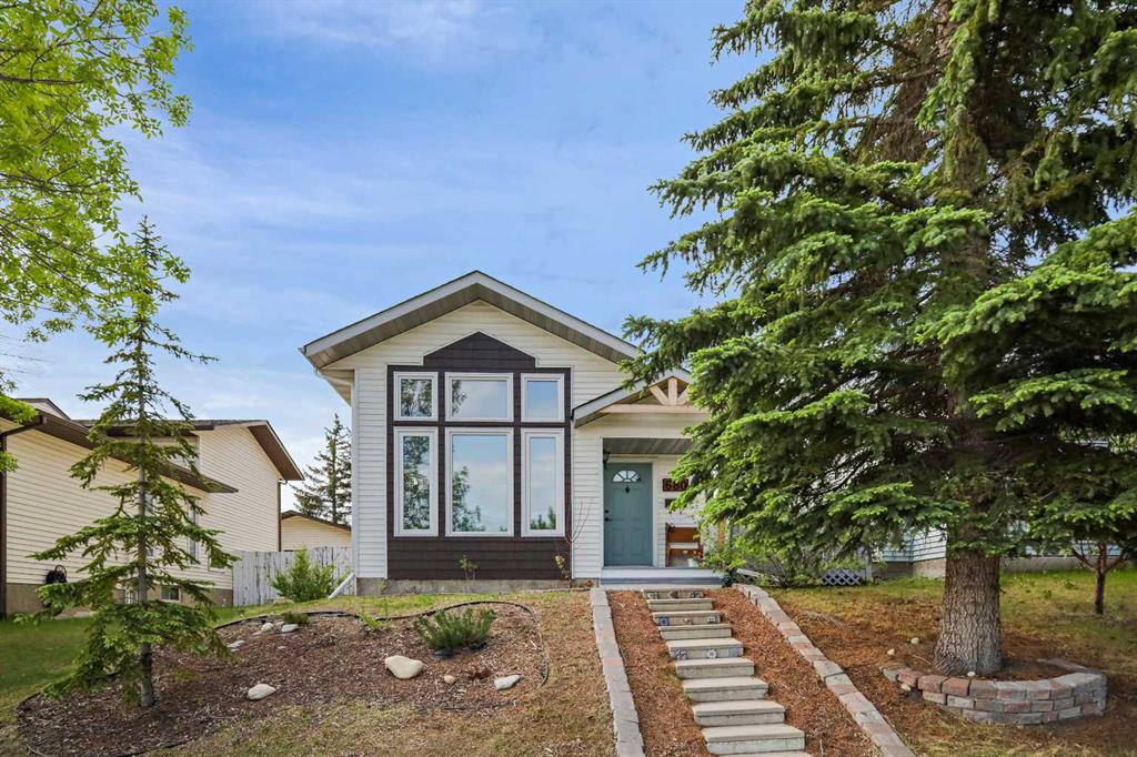 Picture of 680 Macewan Drive NW, Calgary Real Estate Listing
