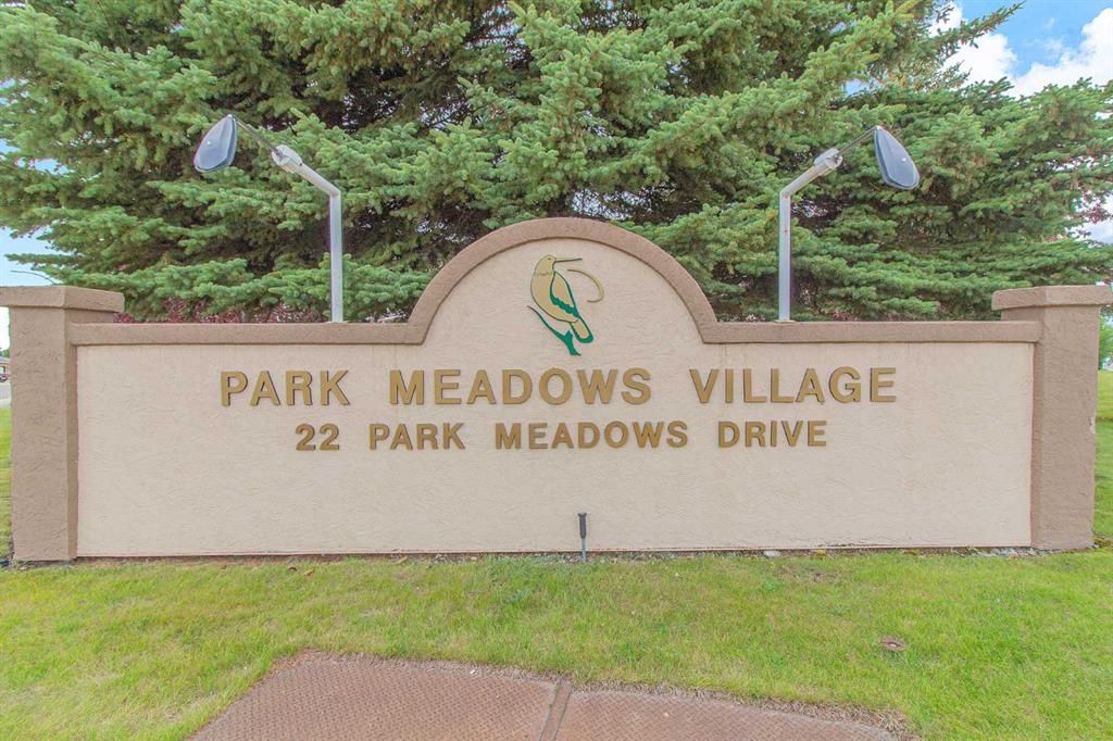 Picture of 320, 22 Park Meadows Drive SE, Medicine Hat Real Estate Listing