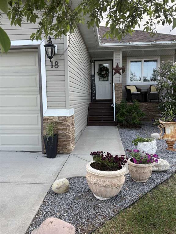 Picture of 18 Wyndham Park View , Carseland Real Estate Listing