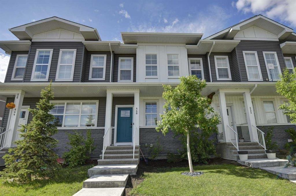 Picture of 448 West Lakeview Drive , Chestermere Real Estate Listing