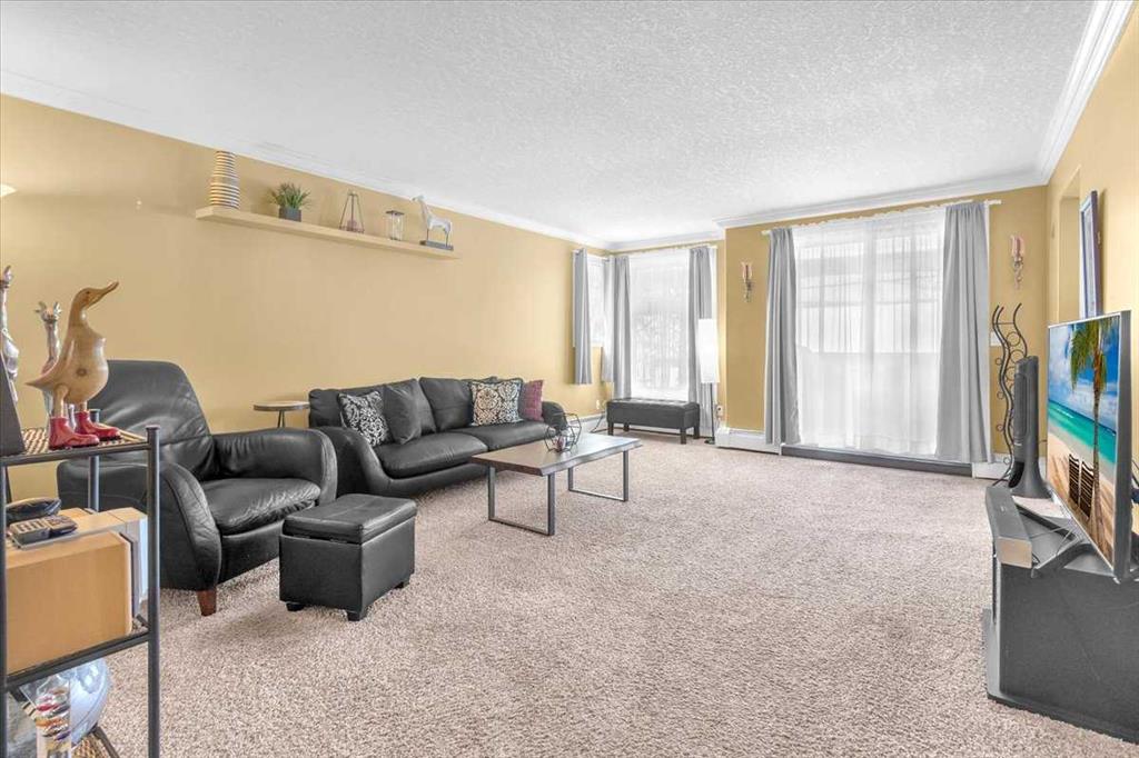 Picture of 4, 2002 11 Avenue SW, Calgary Real Estate Listing