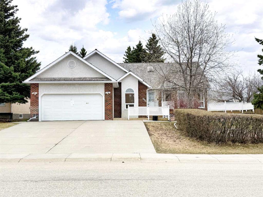 Picture of 5511 Shannon Drive , Olds Real Estate Listing