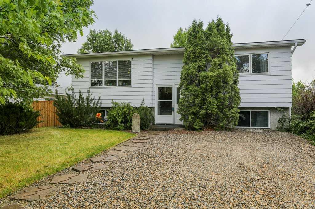 Picture of 330 Aberdeen Street , Granum Real Estate Listing