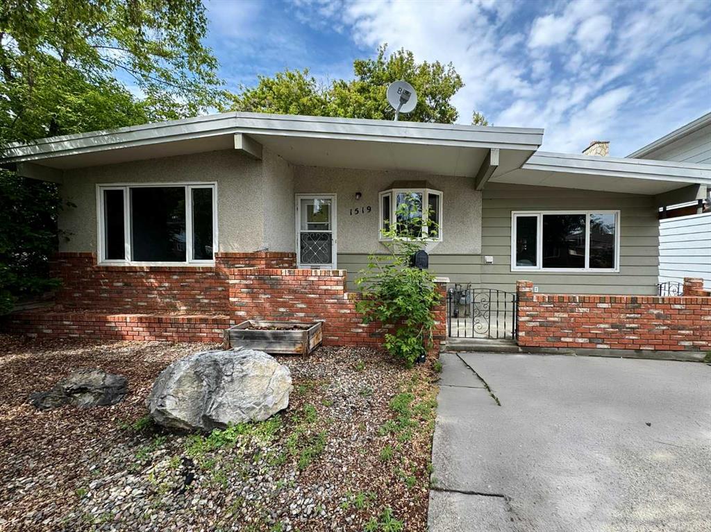 Picture of 1519 16 Avenue S, Lethbridge Real Estate Listing