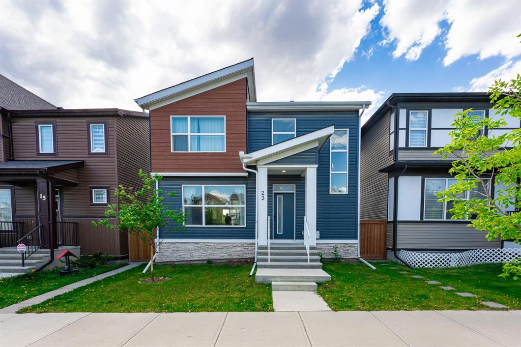 Picture of 23 Lucas Boulevard NW, Calgary Real Estate Listing