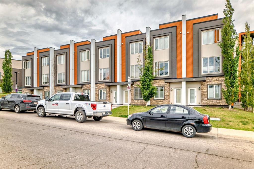 Picture of 233 Kincora Glen Road NW, Calgary Real Estate Listing