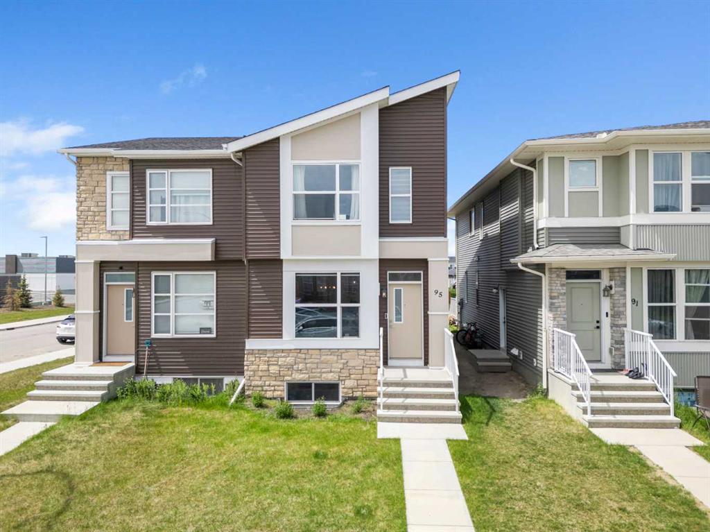 Picture of 95 CORNERSTONE Link NE, Calgary Real Estate Listing