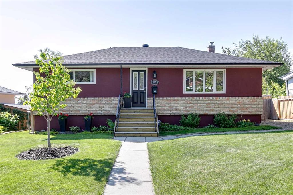 Picture of 1015 Thorneycroft Drive NW, Calgary Real Estate Listing