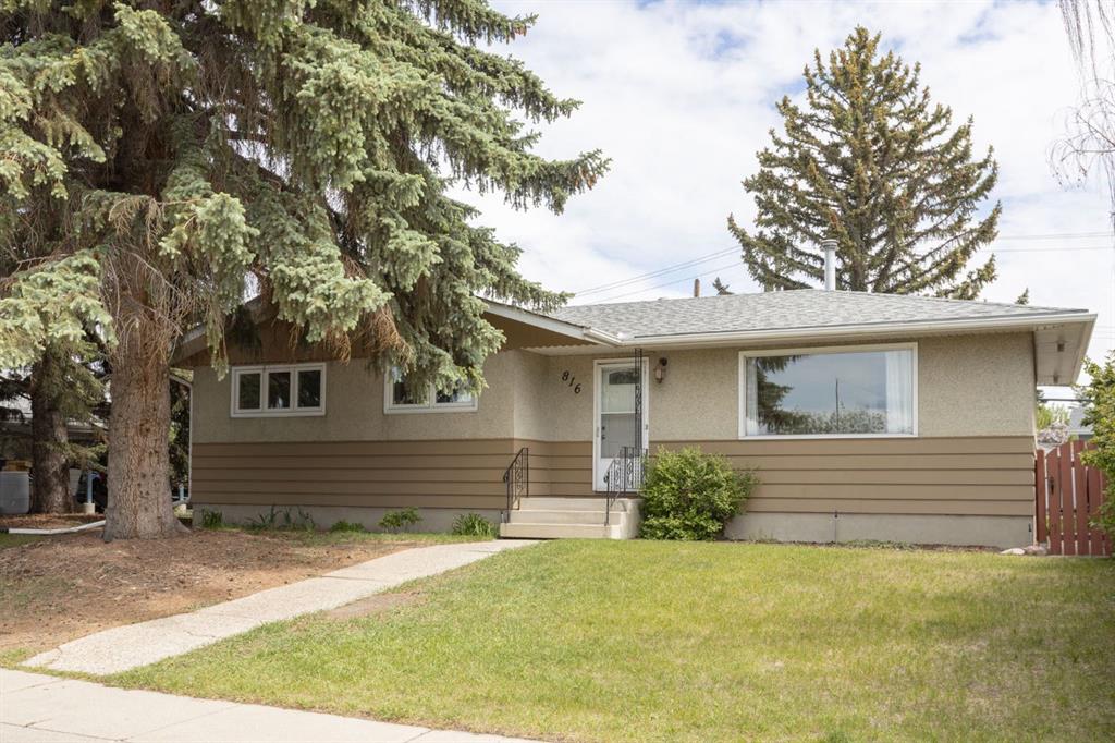 Picture of 816 Matador Crescent NE, Calgary Real Estate Listing