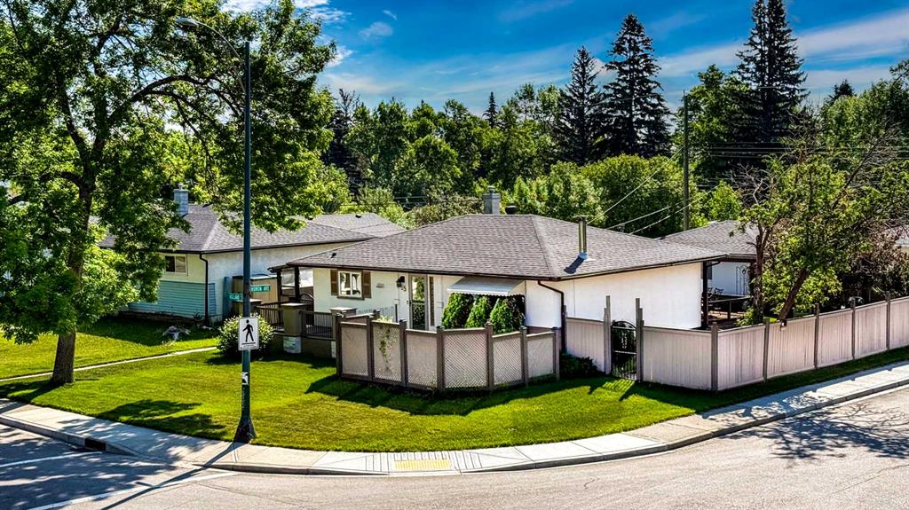 Picture of 95 Holland Street NW, Calgary Real Estate Listing