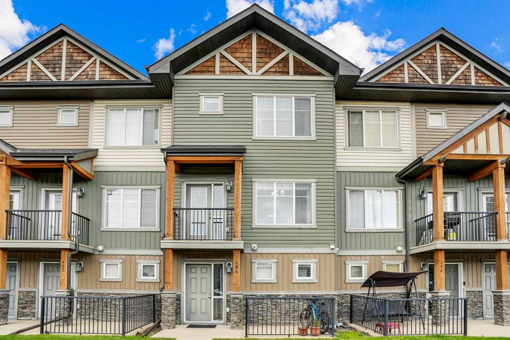 Picture of 154 Skyview Springs Manor NE, Calgary Real Estate Listing