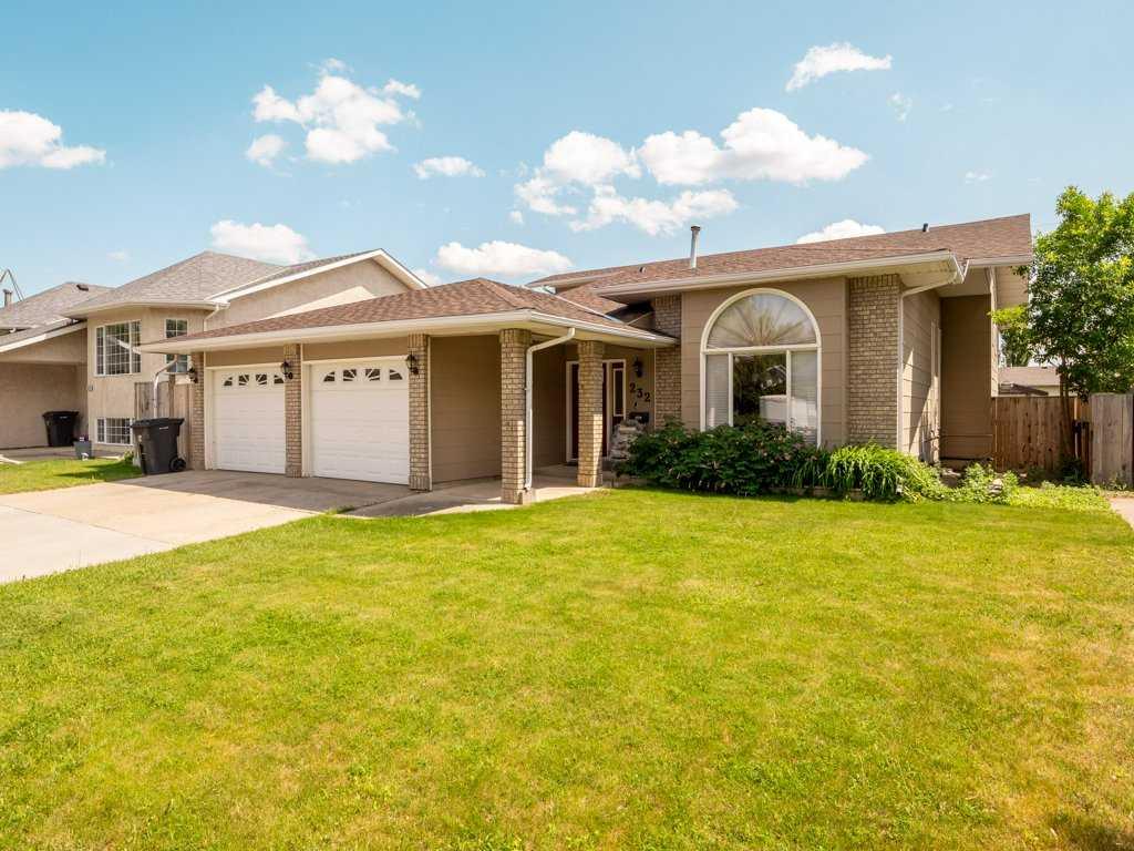 Picture of 232 52 Avenue , Coalhurst Real Estate Listing